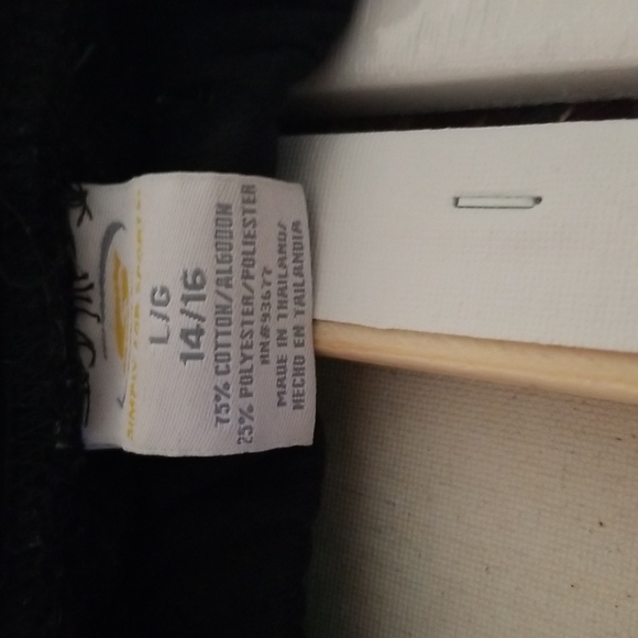 Black sweats/leggings - Very comfortable - Great to chill in - Picture 4 of 8